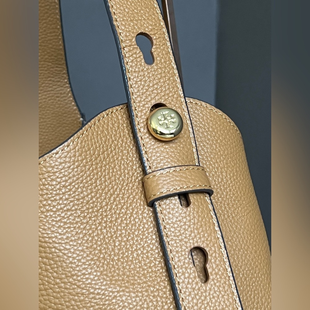 170964 - Tory Burch Romy Hobo Bag - Picture 4 of 13